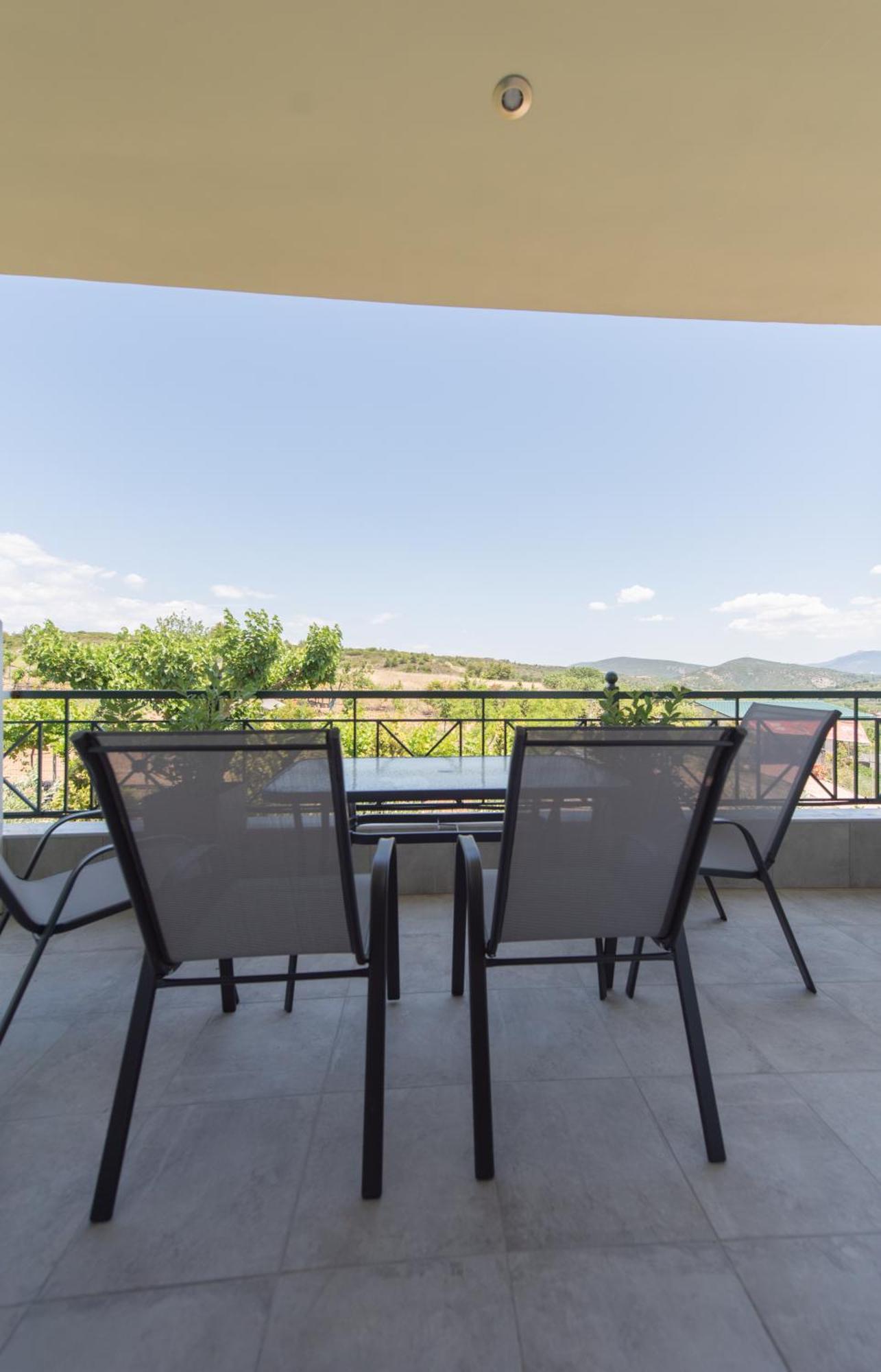 Chamomile Apartment Oinofyta Ngoại thất bức ảnh